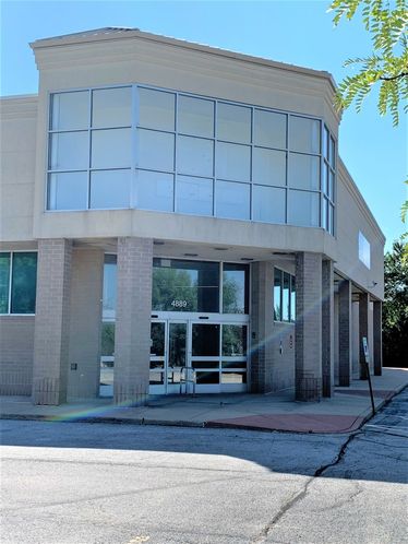 Free Standing Richton Park Building for Sale or Lease : 4889 Sauk Trl, Richton Park, IL 60471
